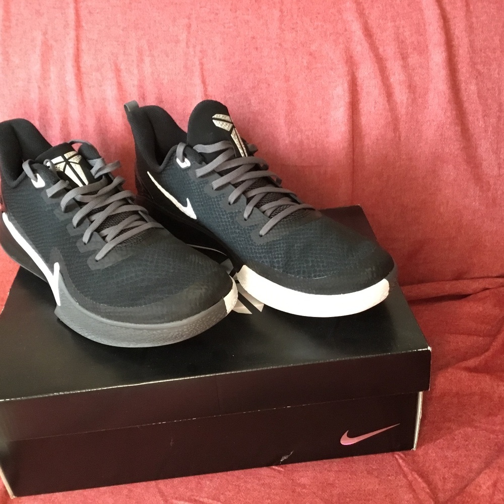 Nike mamba focus size 12